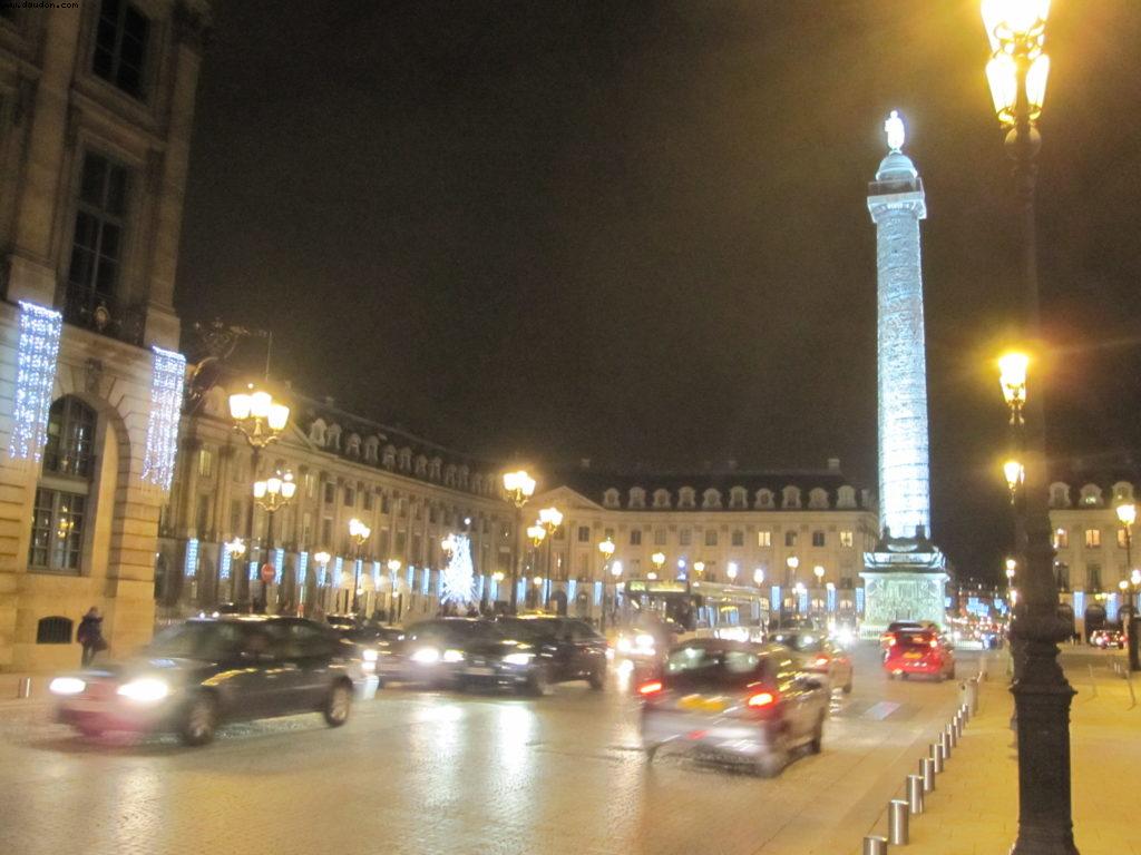 Christmas Time - Paris